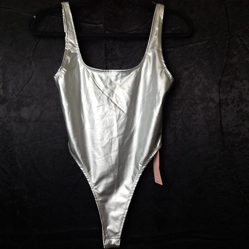Sm Micas NWT Silver Metallic Bodysuit Snap Closure Stretch High Shine Thong